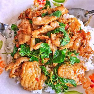 Poulet au basilic thaï